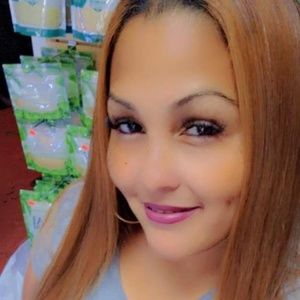 Meet your Posher, Ishan muñoz